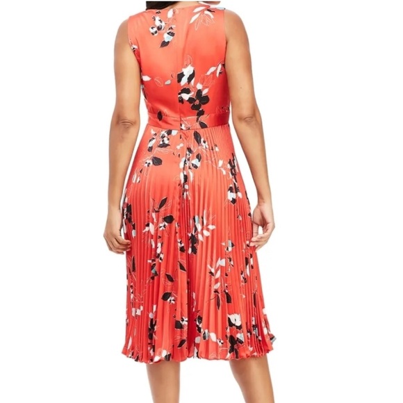 NWT Maggy London Gabby Floral Pleated Midi Dress Sleeveless Red/Teal Size 4 - Picture 2 of 16